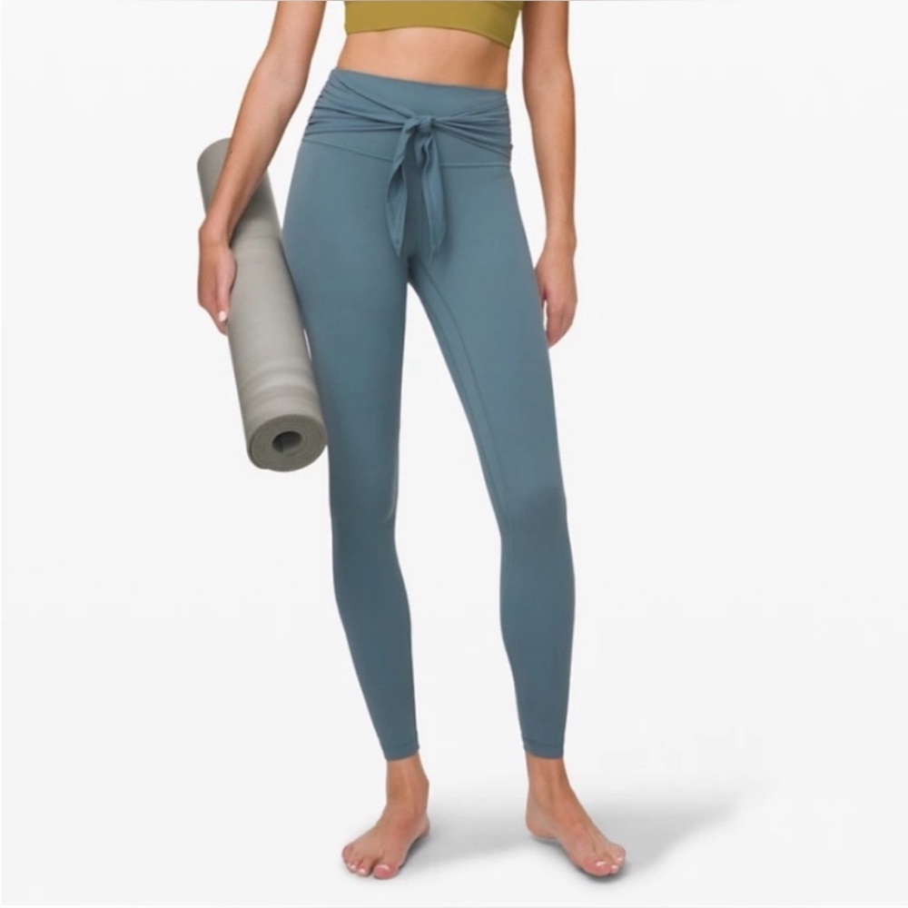 NWT Align 28” Weap Waist - SPECIAL EDITION
